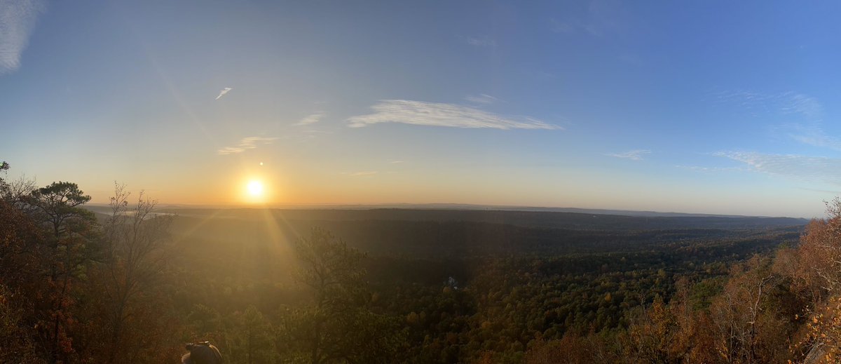 F3Thegates's tweet photo. 14.5 PAX showed up for the Gates Special Ruck.  Lobstah Q and route selection.  Great trip to Kings Chair for sunrise!  @F3Birmingham https://t.co/mpBXRNhOdY