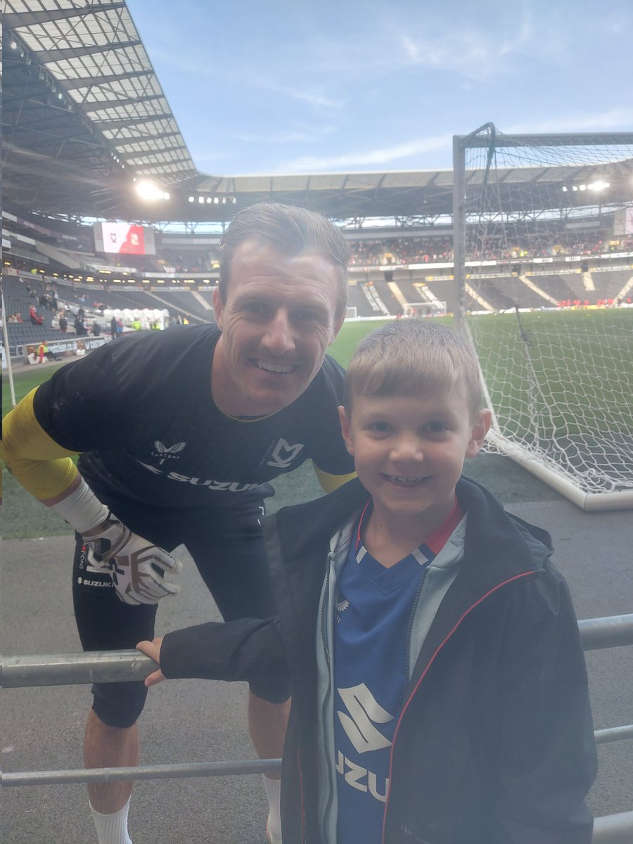 Great day at @MkStadium
The Boy had a picture with  our No.1, got to throw the match ball back onto the pitch, got a high five from the gaffer at the end of the game and we got 3 points!
2 wins in 2, promotion
#mkdons #mkarmy