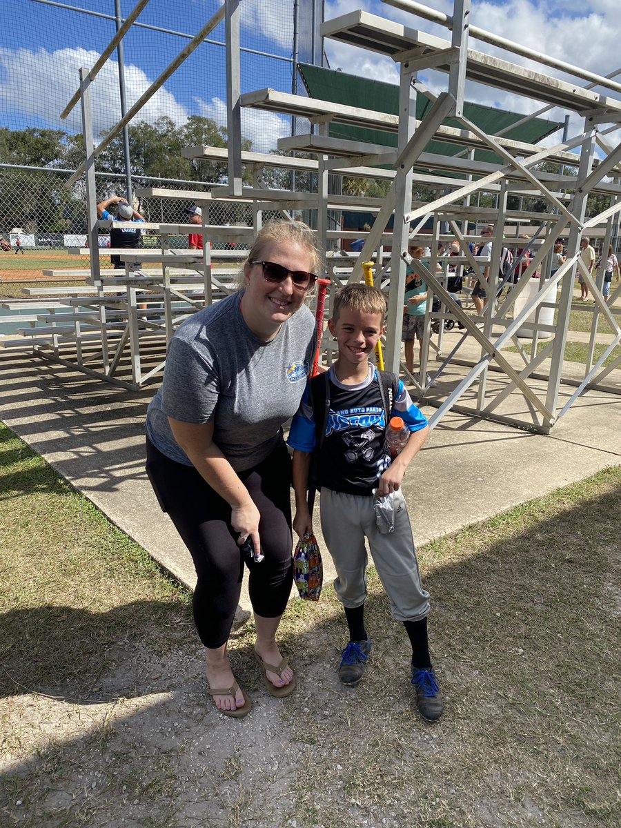 JasminFelix9's tweet photo. Love supporting our kiddos outside of school ♥️ and seeing those little smiles🫶@ElaineSaxton10 #TeamMcInnis #TeacherLife #VCS https://t.co/EMJRSgoRAE