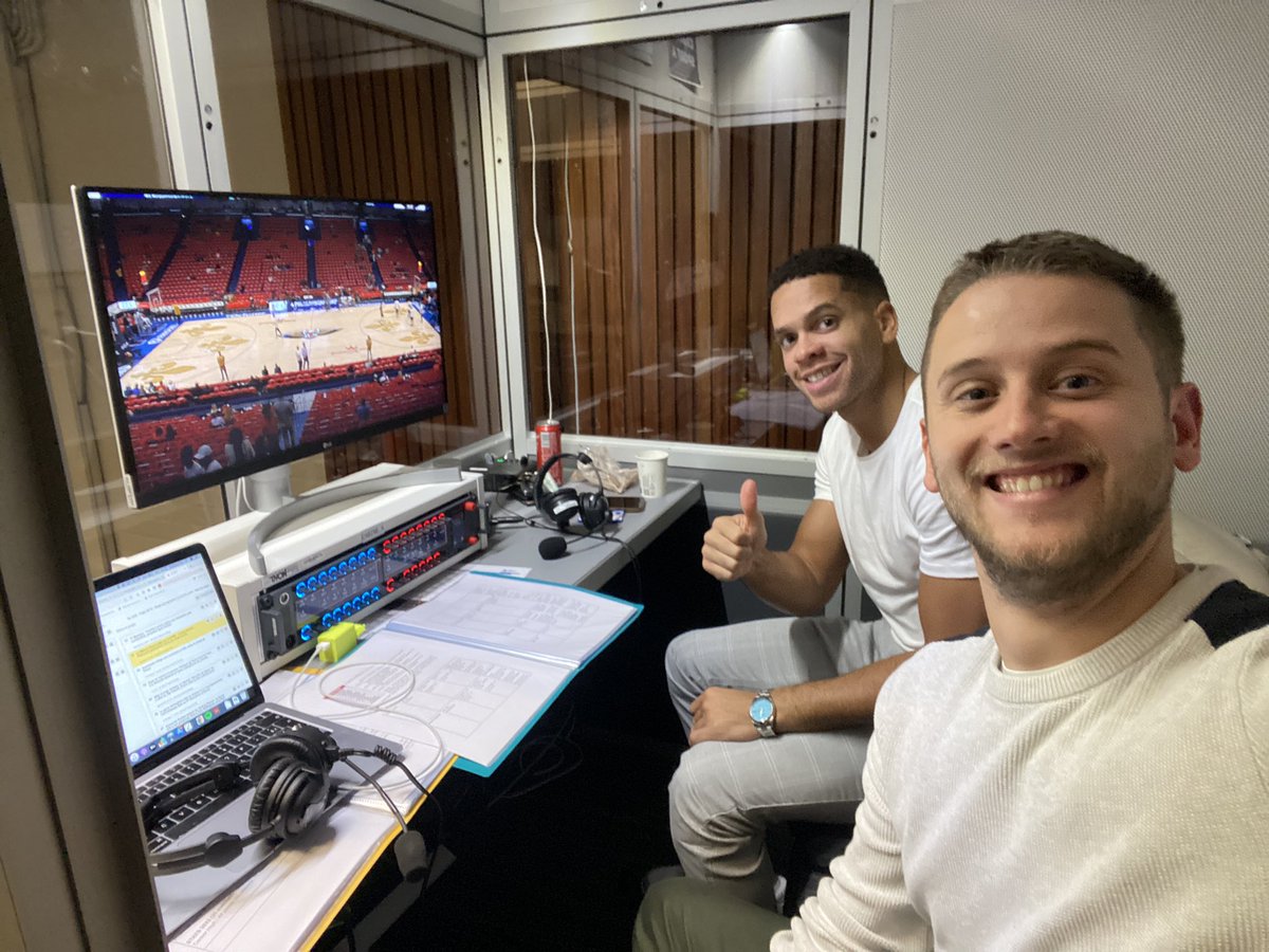 Que l’aventure commence !🔥 

La NBA débarque officiellement sur la RTBF ce samedi soir😍

Rendez-vous dès 1h du matin sur #Auvio avec <a href="/ManuLecomte20/">Manu Lecomte</a> pour Knicks-Pelicans🏀💥

#rtbfsport #nba