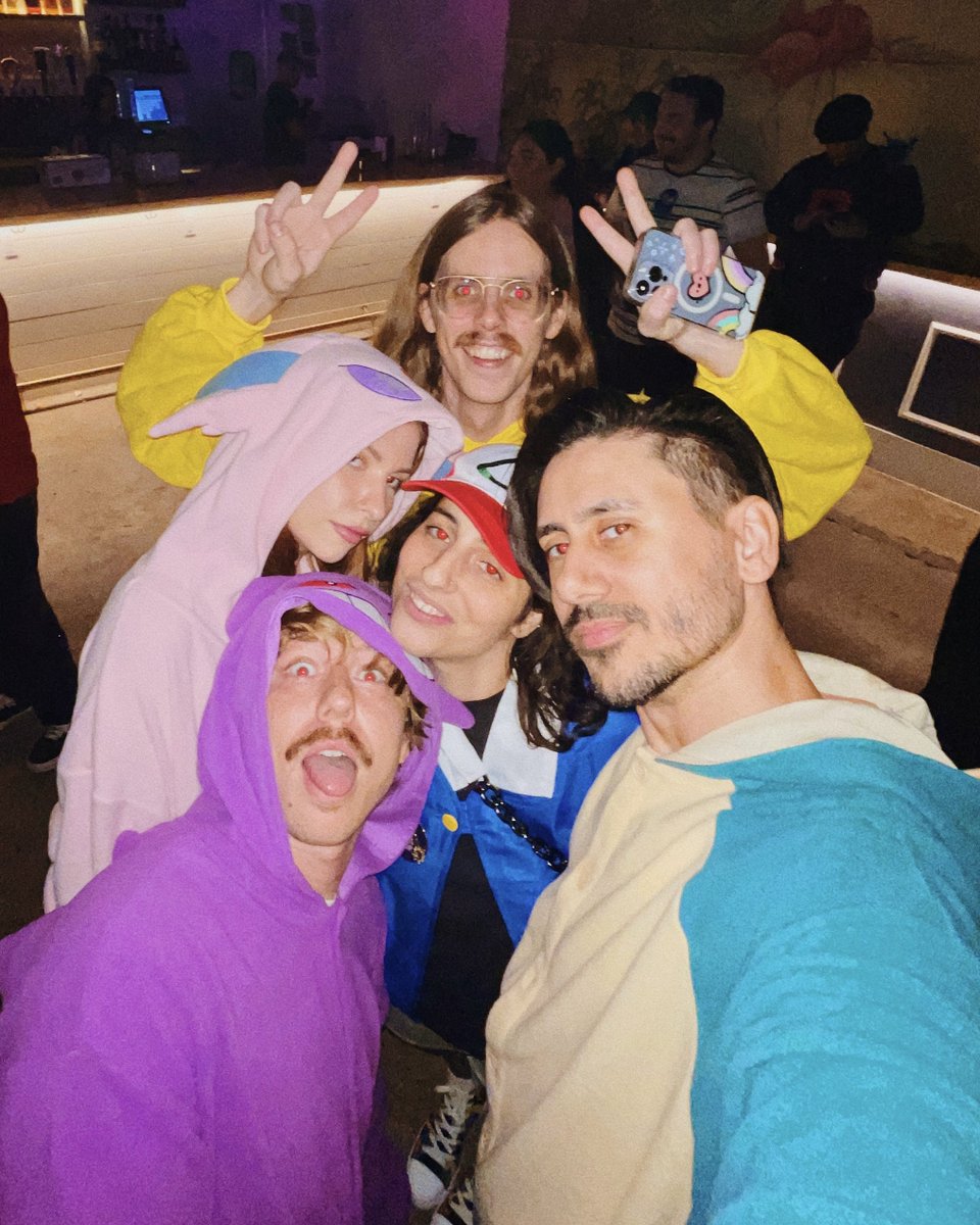 Ravi Vora tweet media