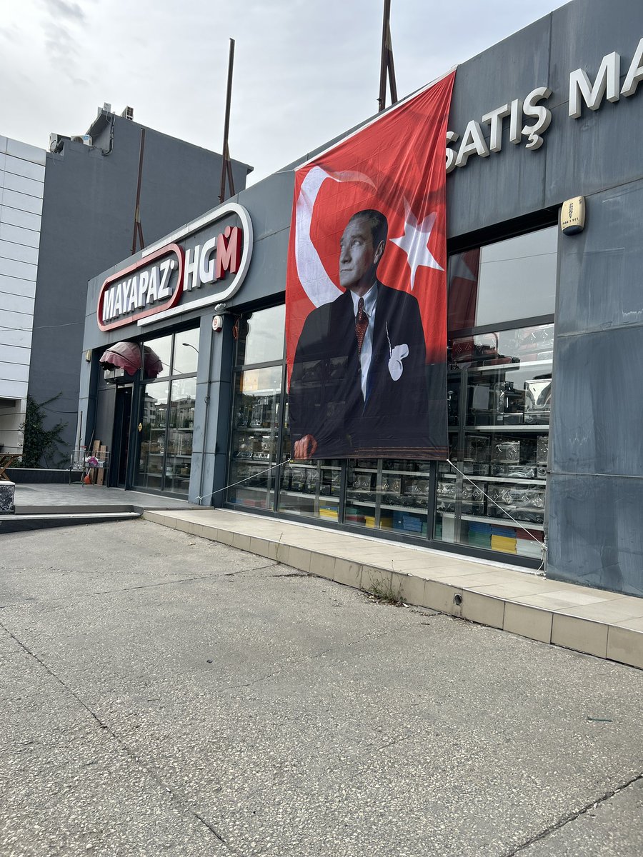 mayapazhgm's tweet photo. Cumhuriyetimizin 100. Yılı Kutlu Olsun
 #100YAŞINDA #türkiye #Mustafakemalatatürk #mayapaz #mayapazhgm #türkbayragı https://t.co/rcVIuDW5Tn