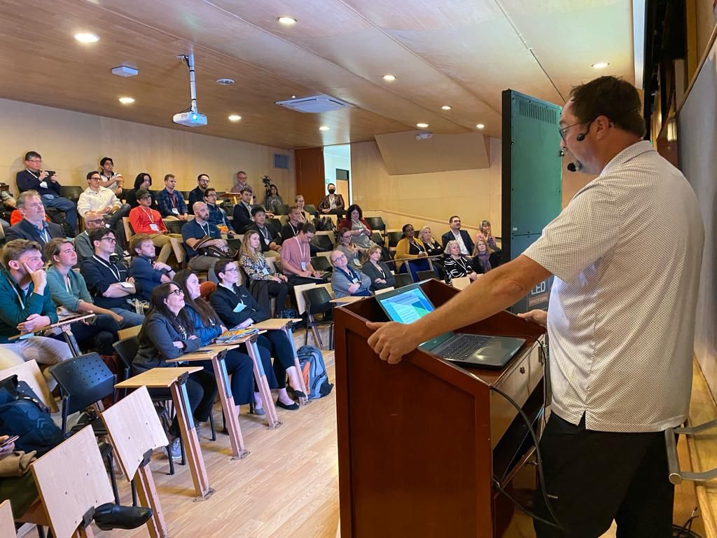Big Data + Survey Science Conferences tweet media