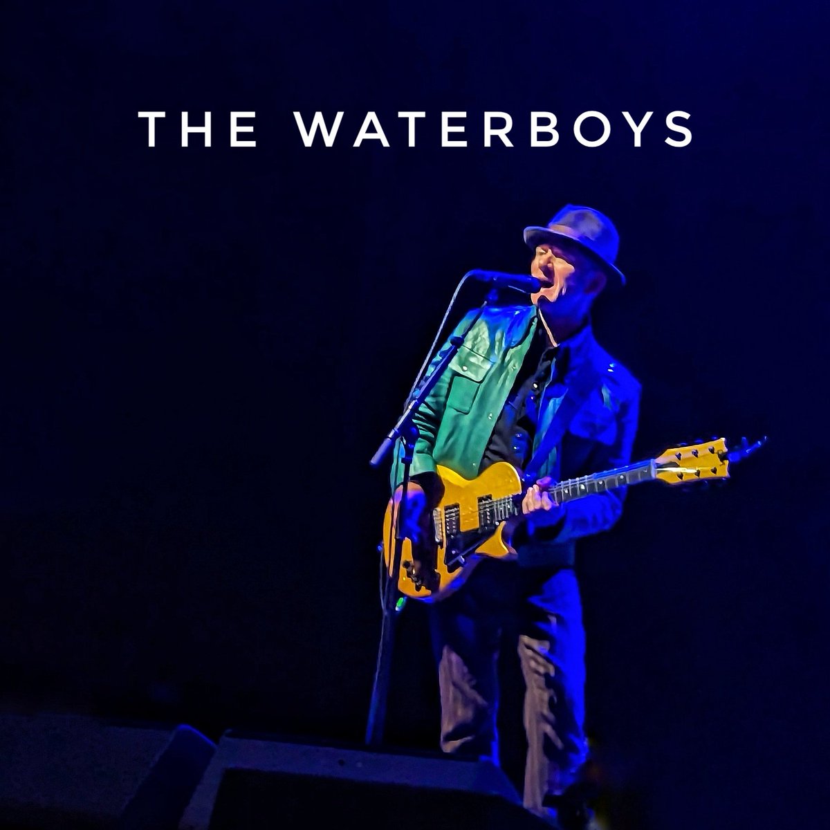 James Hallawell, guitar and pianos. The Waterboys live in action. Get yourself a ticket ! @MickPuck @HallawellJ @PAULBROWNAP63