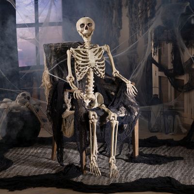Cokesfin42's tweet photo. Me waiting for this fight to finally start 😒 #TysonNgannou https://t.co/NU36QBoGcH
