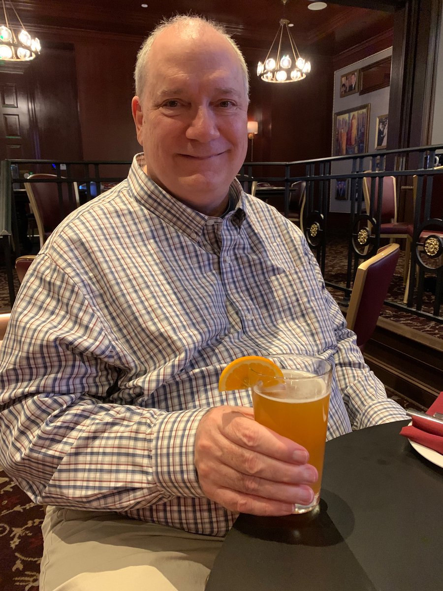 WilliamSugas's tweet image. Might not suck @JohnVaskie #Feinstein’s at Hotel Carmichael