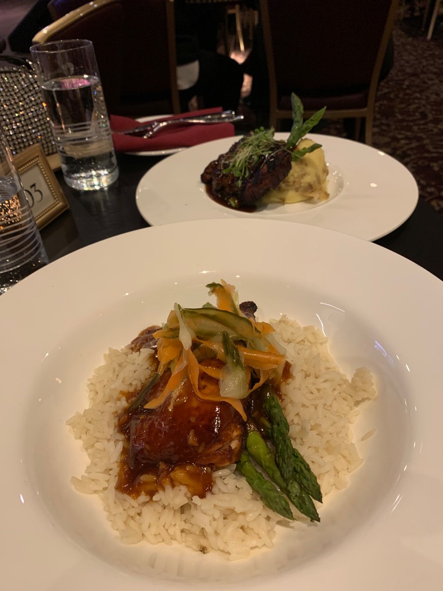 WilliamSugas's tweet image. Might not suck @JohnVaskie #Feinstein’s at Hotel Carmichael