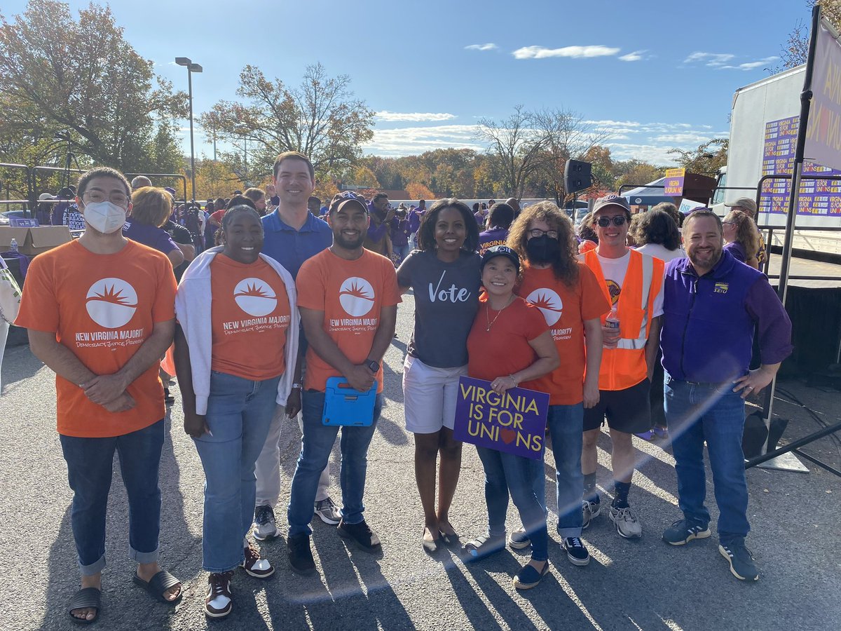 tramNVM's tweet photo. With 10 days until #ElectionDay, so glad I made it up to Manassas to join Team @NewVAMajority and our partners @SEIUVA512 @SEIU to help elect candidates who will fight for working families across Virginia. Knock every door. Count every vote. Let’s go! #GOTV #takebackthemajority https://t.co/pFkmI3UWmv