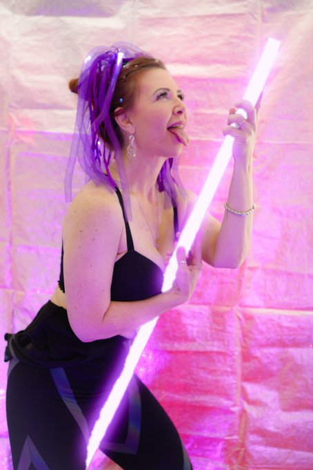 May the 'force' be with you! 😈 Happy Halloween 🎃 https://t.co/AVHmPN580F<a href="/tag/podcaster"class="tags"><span>#podcaster</span></a><a href="/tag/phoebeswinger"class="tags"><span>#phoebeswinger</span></a>
