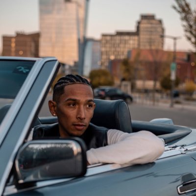 ToneCuevas's tweet photo. #NewProfilePic https://t.co/8pNNVFNCyd