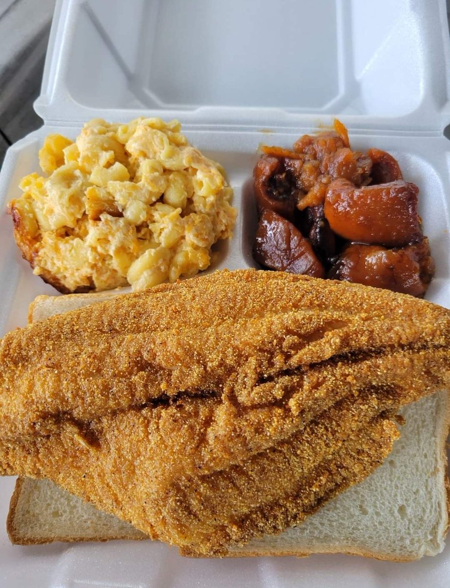 SweetPea1636's tweet photo. Smash or Pass?
Catfish platter.... https://t.co/sfUsXOJKM5