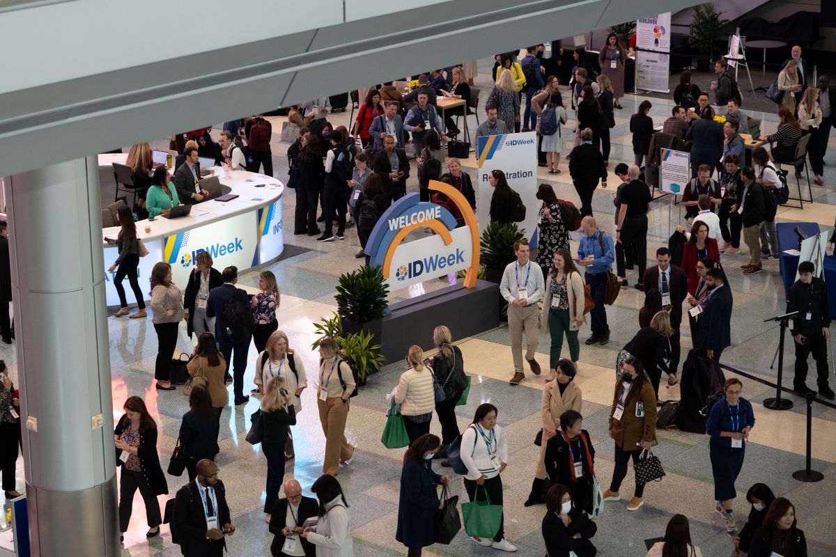 DYK: #IDWeek2023 had record breaking attendance, with over 12,000 attendees! And 2,000 of those attendees – another new record – were students, residents and fellows! #FutureofID