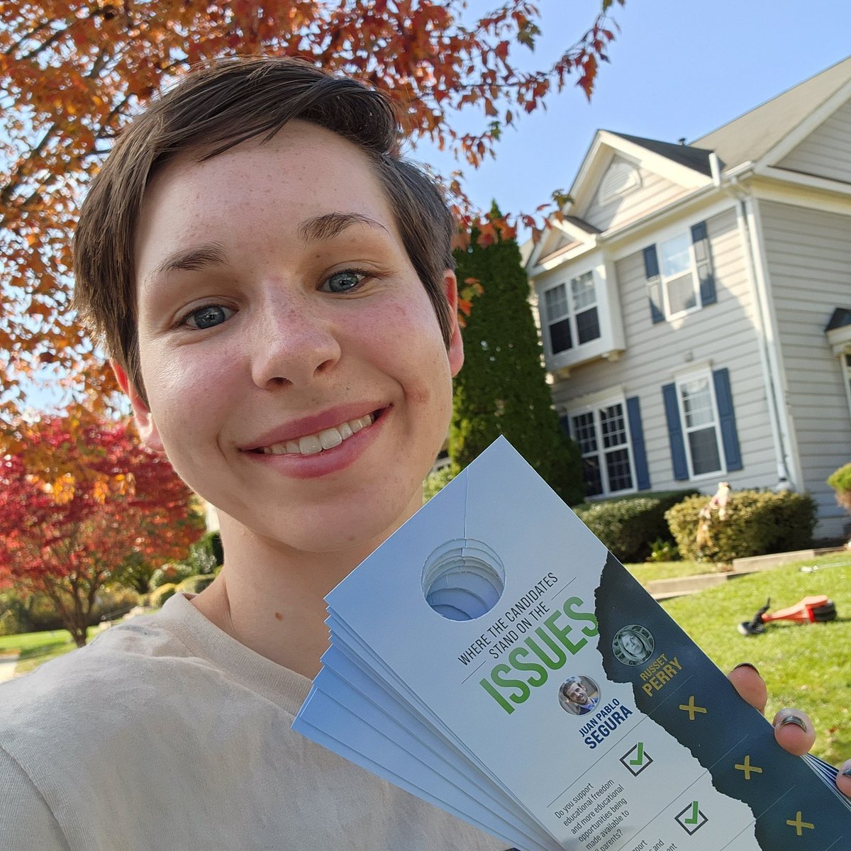 justjessiVA's tweet photo. Another weekend, another great day on the doors with our incredible volunteers! If you haven't voted yet, early voting is opened until Nov. 4th 🗳

#VoteforPablo #TFFA https://t.co/ye2C28iLom