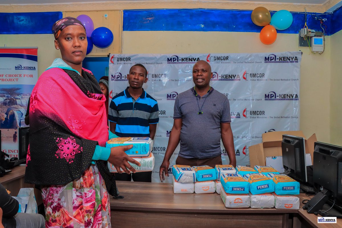 mpi_kenya's tweet photo. The parents were also appreciated with a small token for their willingness to let their young people participate in the program.
#GivingBackToTheCommunity https://t.co/3mtNbJju4T