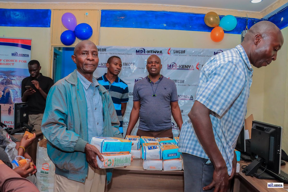 mpi_kenya's tweet photo. The parents were also appreciated with a small token for their willingness to let their young people participate in the program.
#GivingBackToTheCommunity https://t.co/3mtNbJju4T