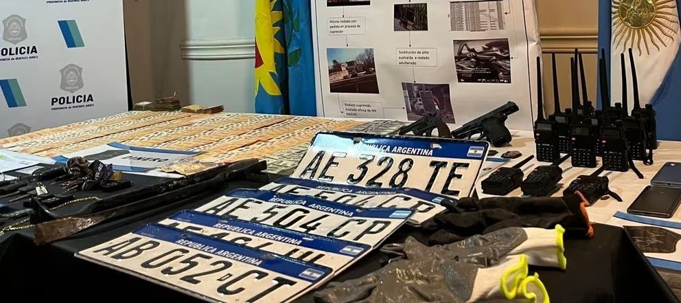 news_digitales's tweet image. Robaban autos de alta gama en Argentina y los vendían en Brasil y Uruguay | News Digitales

🔴Lee la nota completa acá:
 newsdigitales.com/sociedad/robab… #altagama #autos #brasil #robos #uruguay