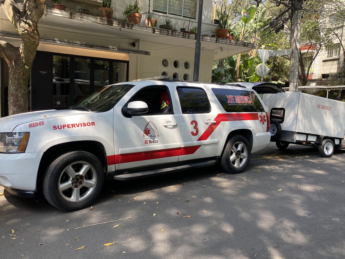 XEMedica's tweet photo. Gracias al apoyo de Paulina de @DeguComidas hoy salío a Acapulco una de nuestras unidades cargada con alimentos y medicinas.
A su llegada informaremos donde fueron entregadas. https://t.co/Z8O2fgf6kS