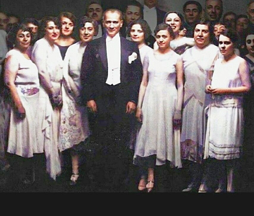 Esra Bozbas tweet media