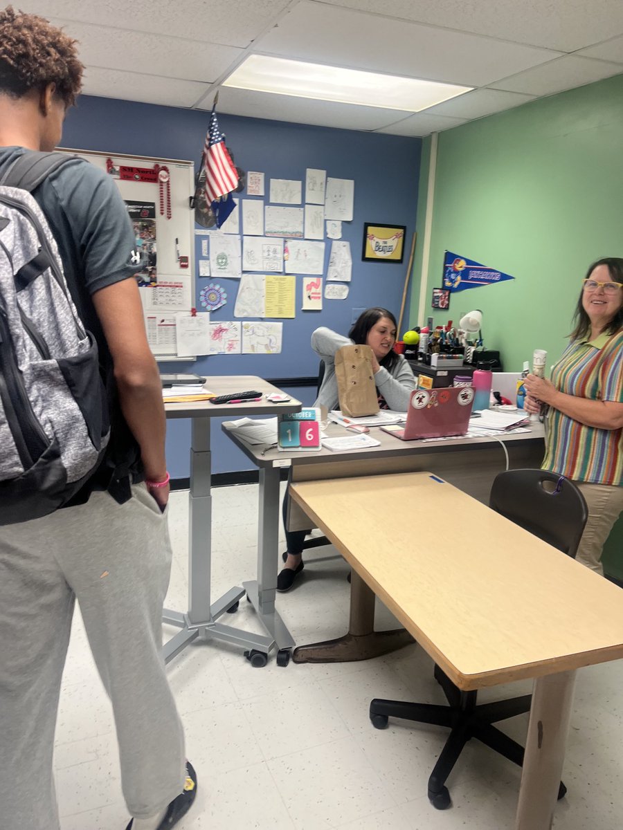 SM North HS (@sm_north_hs) on Twitter photo Our Student-Athlete Leadership Team was out showing their appreciation for our coaches & sponsors who commit so much time, energy & passion! #thankful #Bisontime to shine!! <a href="/SMNorthPTSA/">SM North PTSA</a> <a href="/SMNorthBooster/">SMN Booster Club</a> <a href="/smnorthstuco/">SMN Student Council</a> <a href="/SFLLeagueKS/">Sunflower League</a> Our Student-Athlete Leadership Team was out showing their appreciation for our coaches & sponsors who commit so much time, energy & passion! #thankful #Bisontime to shine!! <a href="/SMNorthPTSA/">SM North PTSA</a> <a href="/SMNorthBooster/">SMN Booster Club</a> <a href="/smnorthstuco/">SMN Student Council</a> <a href="/SFLLeagueKS/">Sunflower League</a>