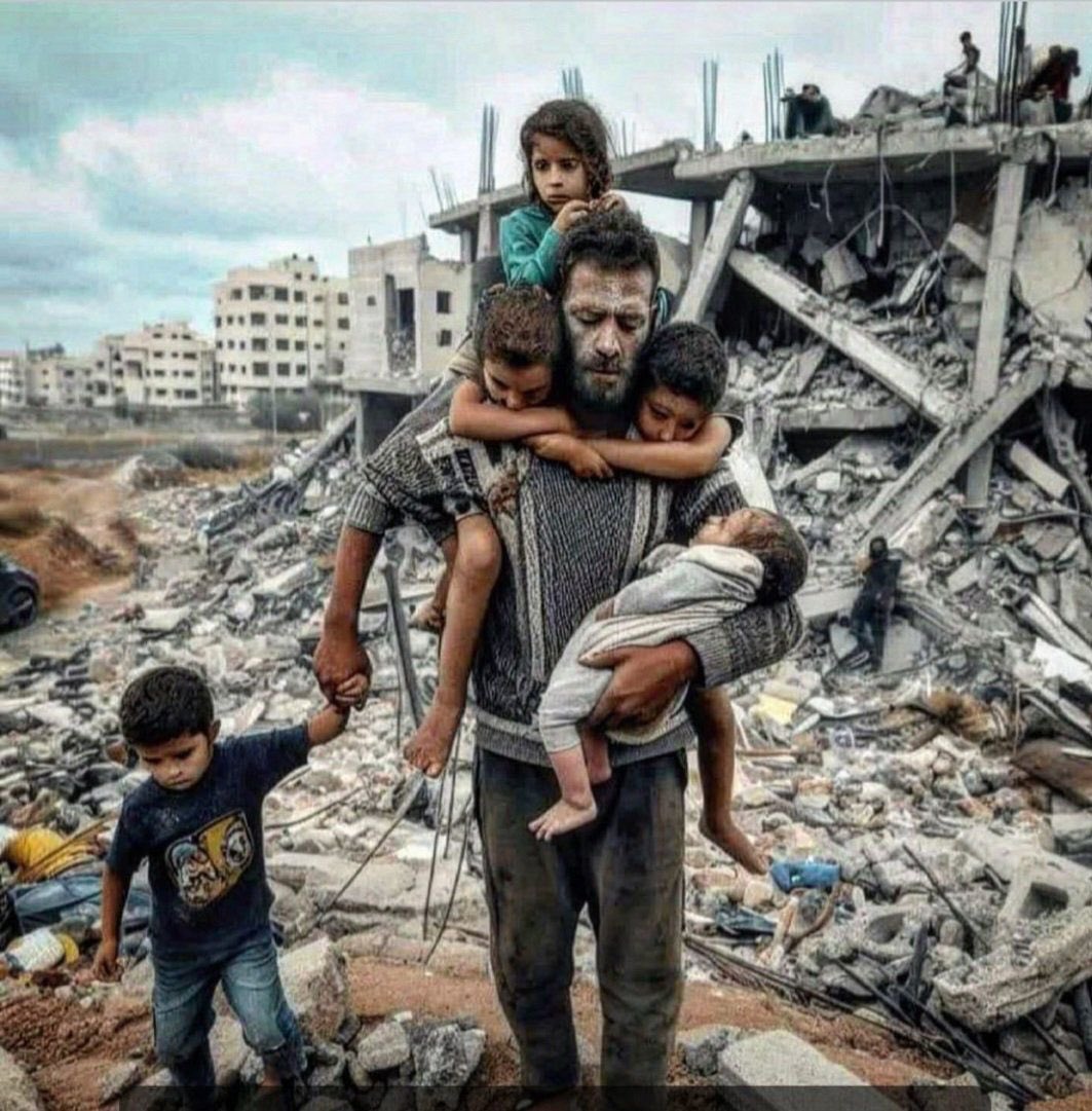 3n1k_'s tweet photo. Gazze'deki insanları düşündükçe uykularım kaçıyor resmen dünya gitgide kötü bi yer oluyor hiç eski tadım yok gerçekten https://t.co/C7xo5YUN7q