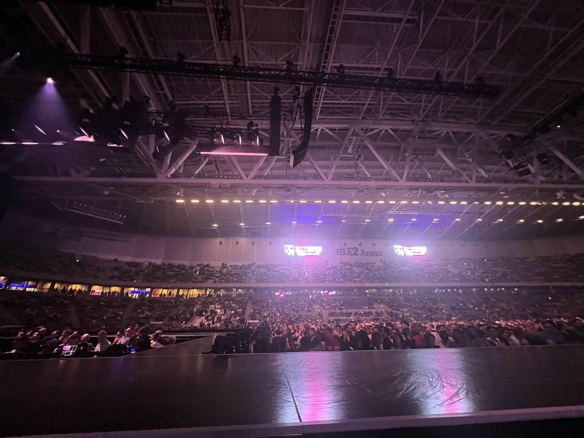 hellojonsalas's tweet photo. Stockholm, are you ready?!?!? #CelebrationTour https://t.co/1aV6wepByg