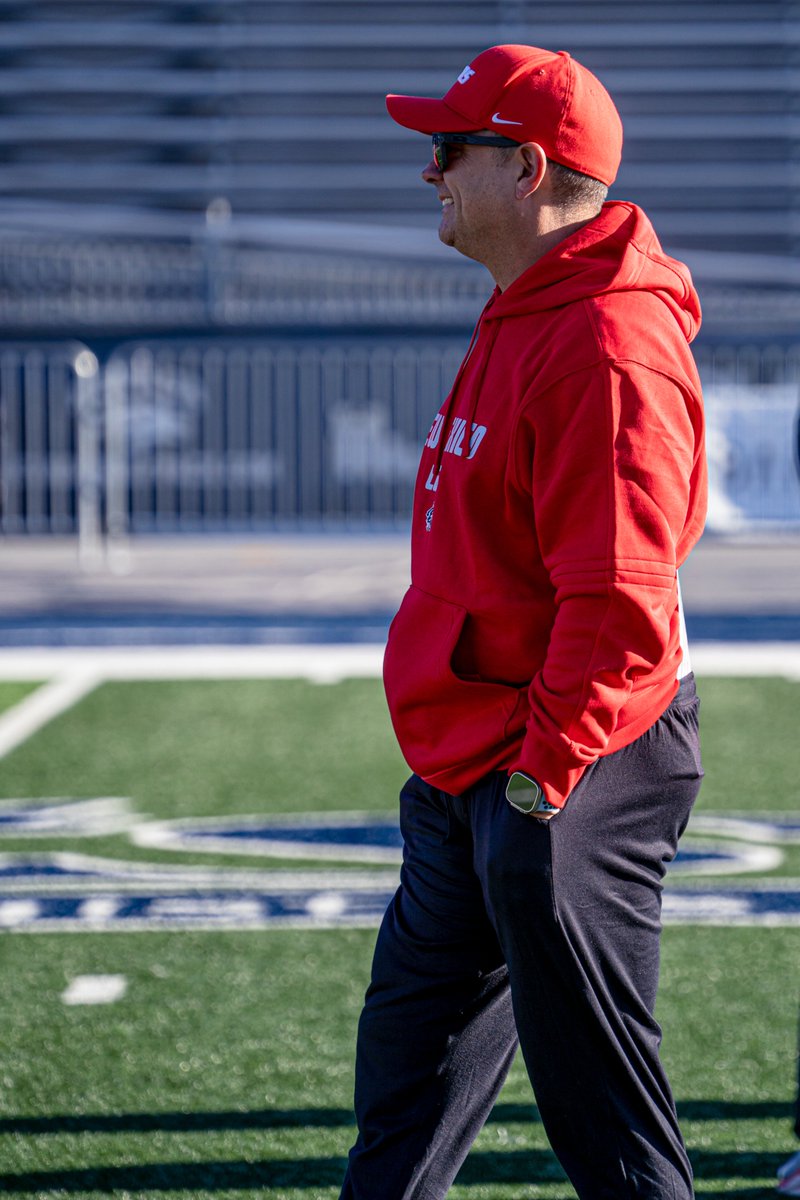 Waiting for tonight. 
#GoLobos