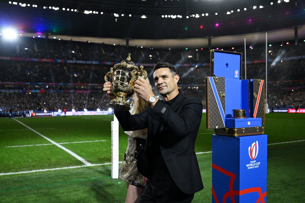 AllBlacks's tweet photo. What we're playing for 🏆

#RWCFinal https://t.co/ug5U2kHoBB