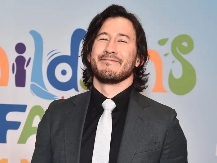 HollywoodHandle's tweet image. Markiplier was originally set to play the security guard from the beginning of the ‘FIVE NIGHTS AT FREDDY’S’ movie.

Due to scheduling conflicts, he wasn’t able to star in the film.

(Via: @MatPatGT)