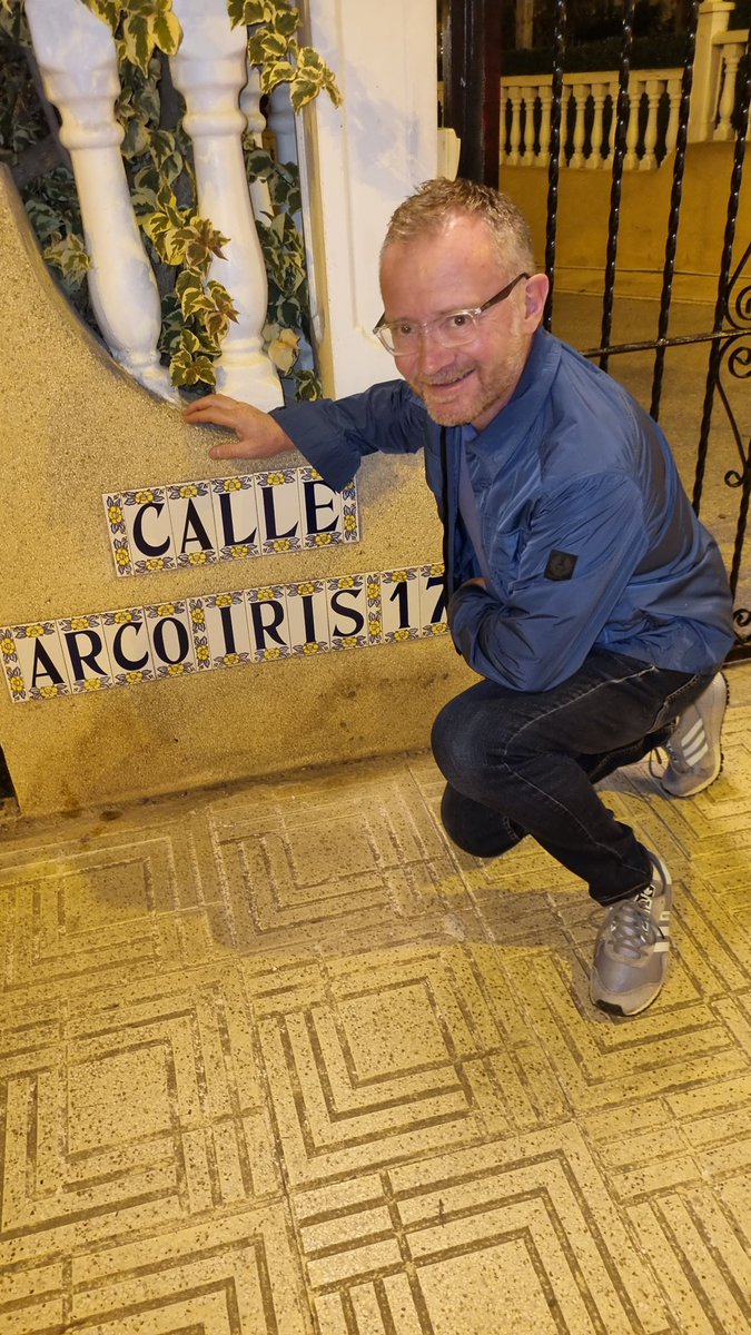 Just bought our new casa in Espanol and found out it's on Calle Arco Iris =  Rainbow Street. 🌈🌈🌈 <a href="/Ricktw1tter/">Rick Witter</a> <a href="/shedseven/">Shed Seven</a>   We can stop chasing now! <a href="/mandalou172/">#LancsLadyWithTheLAMP</a> 
See you <a href="/Alberthallmcr/">Albert Hall</a> tonight