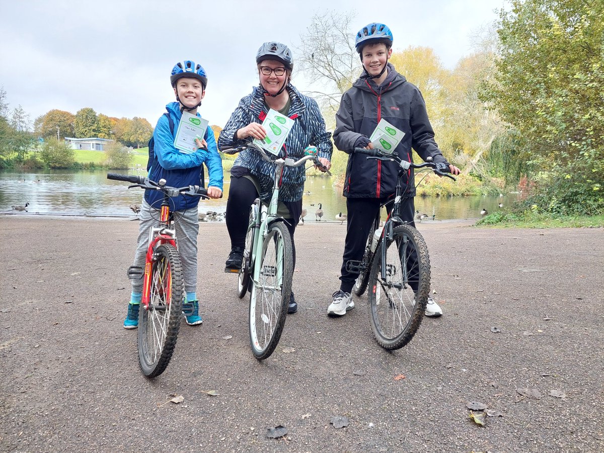 SGCyclingHub's tweet photo. Half term in numbers @ the Hub:
#Bikeability levels 1&2
3x #BeginnerBiking
1x #funSkills
4x 1-2-1 lessons
1x #BikeabilityFamily
1x adult course
1x directors meeting
3 new signs with thanks to @StevenageSharon https://t.co/RlYxS7NlGK