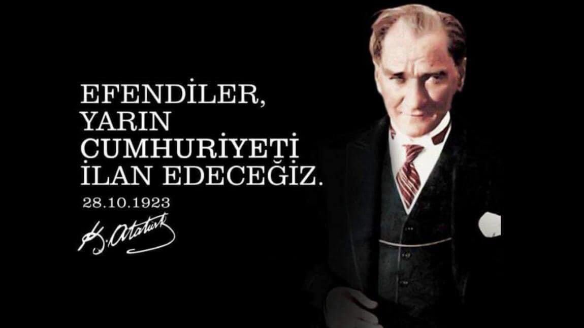 fuatgurel76's tweet photo. Cumhuriyetimizin 100. yılı kutlu olsun.  Türkiye Cumhuriyeti payidar olsun. Başta Büyük Önder Mustafa Kemal Atatürk olmak üzere silah arkadaşlarını, şehitlerimizi ve gazilerimizi minnet ve rahmetle anıyorum. Cumhuriyet Bayramımız kutlu olsun. https://t.co/tv7MAzYx2v