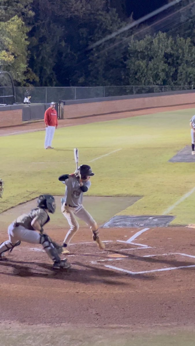 diamondprospect's tweet photo. DP GRH Select Fall-Star Game: Brayden Morgan, 2024 Buford HS, IF, battles in the box. College talent. Uncommitted. https://t.co/W2QoTdddBL