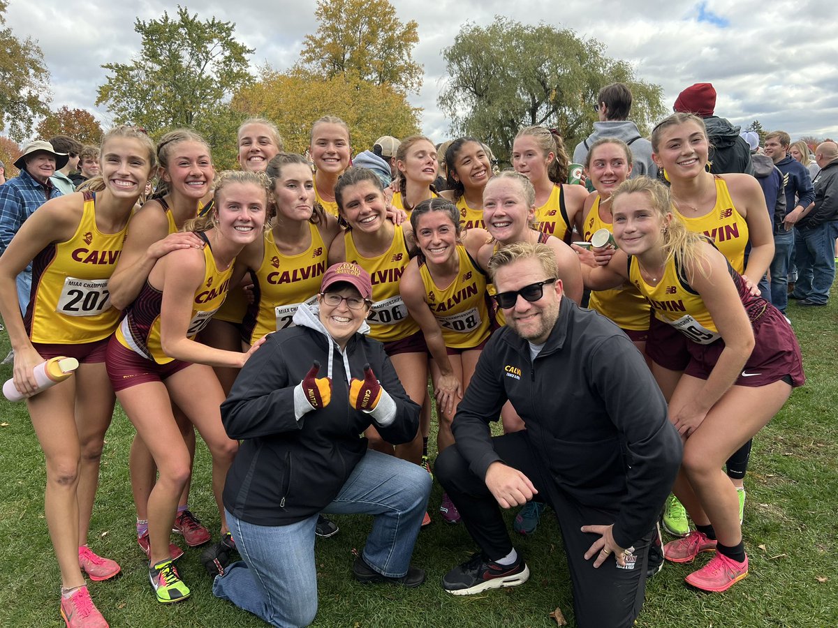 DrWiebeBoer's tweet image. Great victories today for our men and women’s @CalvinXC_TF teams at the @MIAA1888 championships.   Brings back memories of 30 years ago when I came 3rd as part of a 1-5 @Calvin_Uni sweep