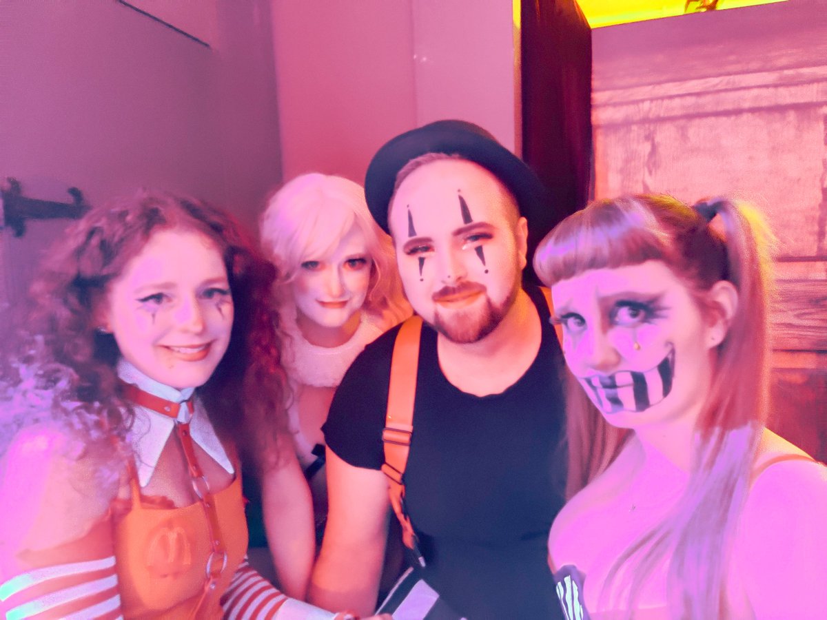 Insane posse at <a href="/SuccubusTemple/">The Succubus Temple</a> Ln

Ty <a href="/Damazonia_/">Mistress Damazonia 👑</a> for a 🔥🎉