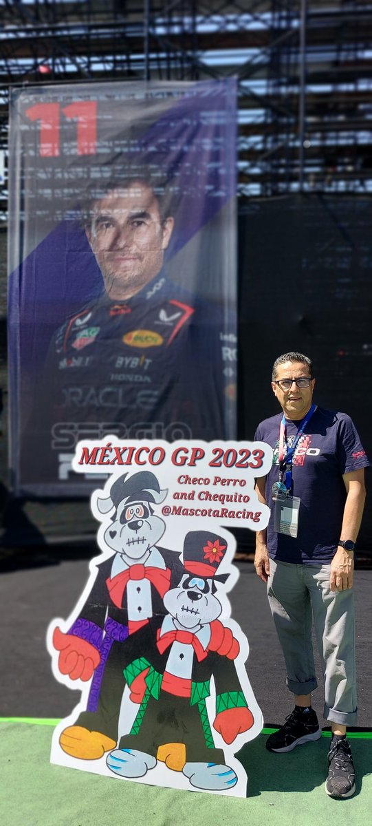 kikorron1's tweet photo. @MascotaRacing y @kikorron1 @ChacoteroF1 en el @mexicogp #MexicoGP ๐ฒ๐ฝ๐ฌ๐ง๐๐ผ๐ถ #ChecoPerro https://t.co/emNRcc69cc