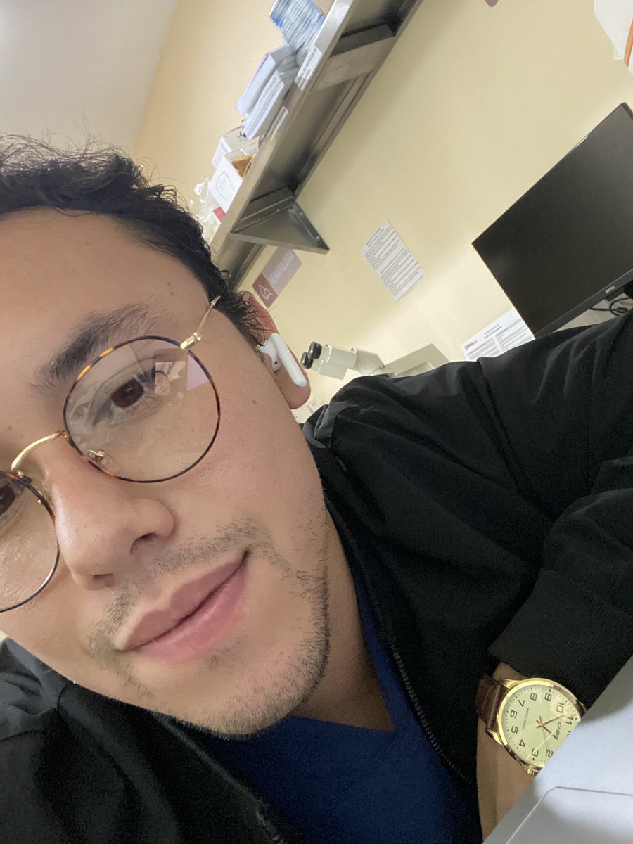 🤓