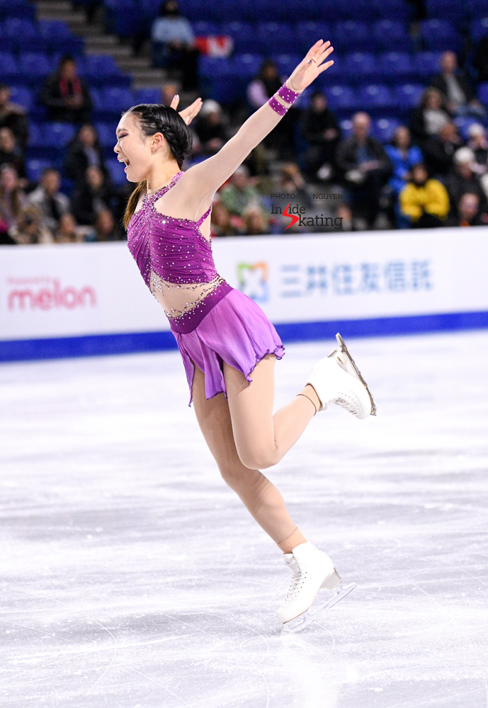 We absolutely love this photo of #AudreyShin in her short program at #SCI2023.