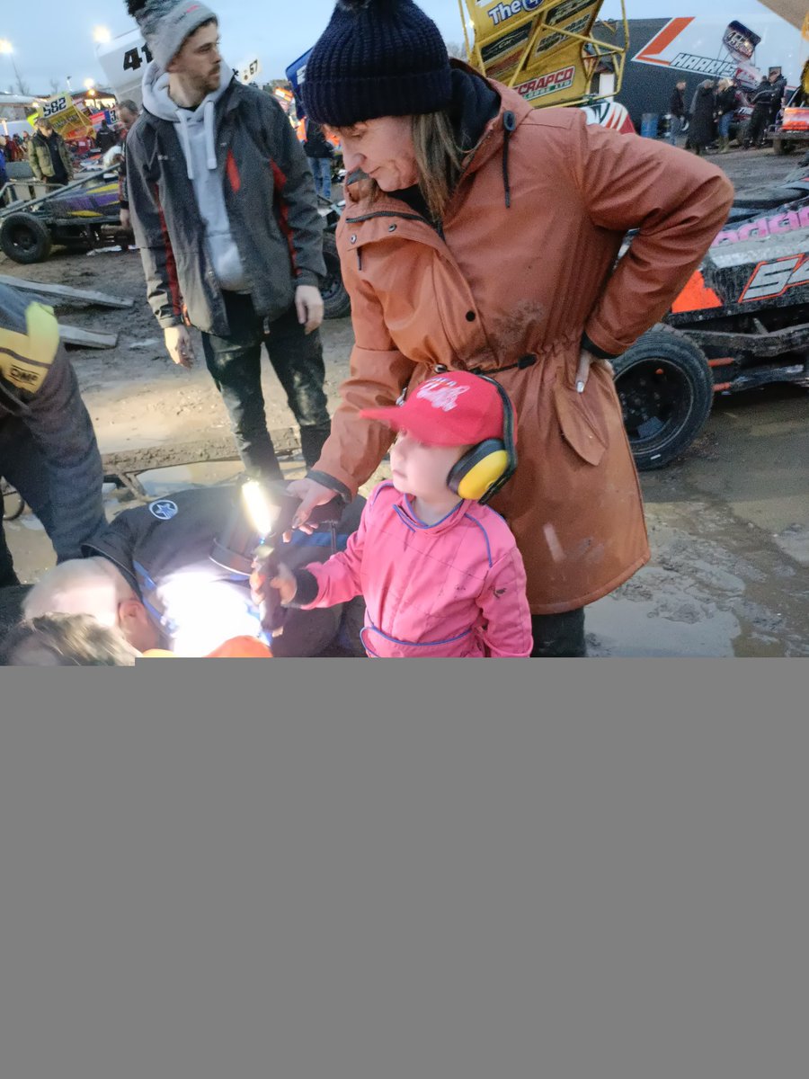 stitchcrossd's tweet photo. Our mini mechanic @dodge6241 X will scrape mud and spanner for chocolate buttons xx https://t.co/F7HI7UL7B7