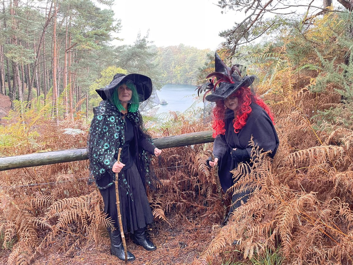 The Witches 🧙‍♀️ of Furzebrook spotted today at The Blue Pool, Furzebrook Estate ... Halloween must be near! Visit them tomorrow for some more spooky fun and carve your own Pumpkin 🎃 #Halloween