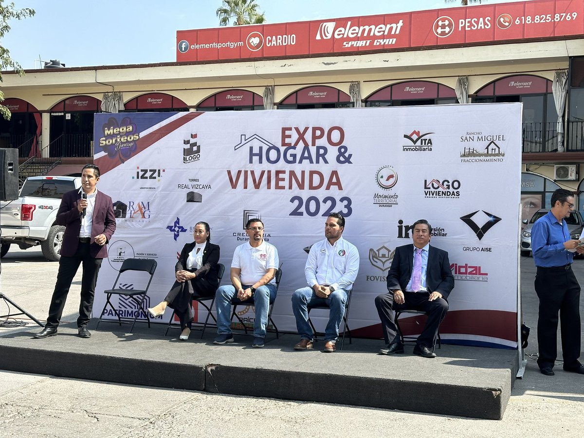 primunicipaldgo's tweet photo. Arrancamos la Segunda Expo Feria Hogar Vivienda!

Te esperamos para que conozcas todas las ofertas, convenios y facilidades y cumplir el sueño de hacerte de tu casa o terreno. 

Estamos en Plaza San José (Zarco esq. Gómez Palacio), hasta las 8pm. https://t.co/g95eGljNIq