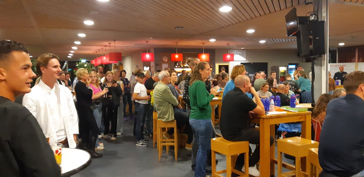 Kwakelse Veiling tweet media