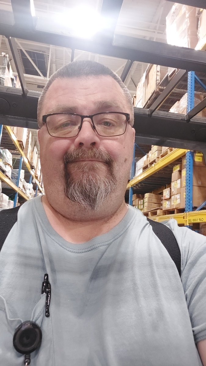 Ahhh...the peace and quiet of being the only person of my production line that volunteers to work on a day off. Gonna get a LOT of cleanup done today!