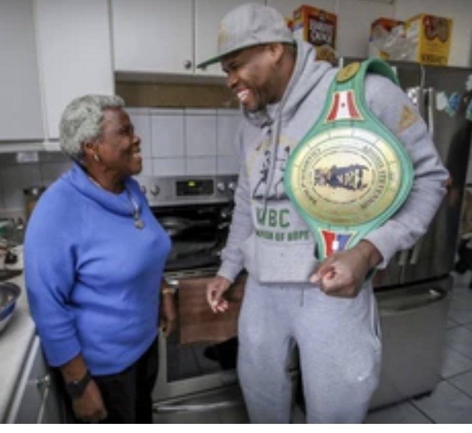 happy Birthday Mom even if you died to go to heaven, you will always be in our Heart.#championofhopewbc #championofhopepbcboxing 
#pbcboxing  #wbcboxing  #birthday #maman #gym 
#groupeyvonmichel  #birthday #champion 
🪽🎂🙏🏾