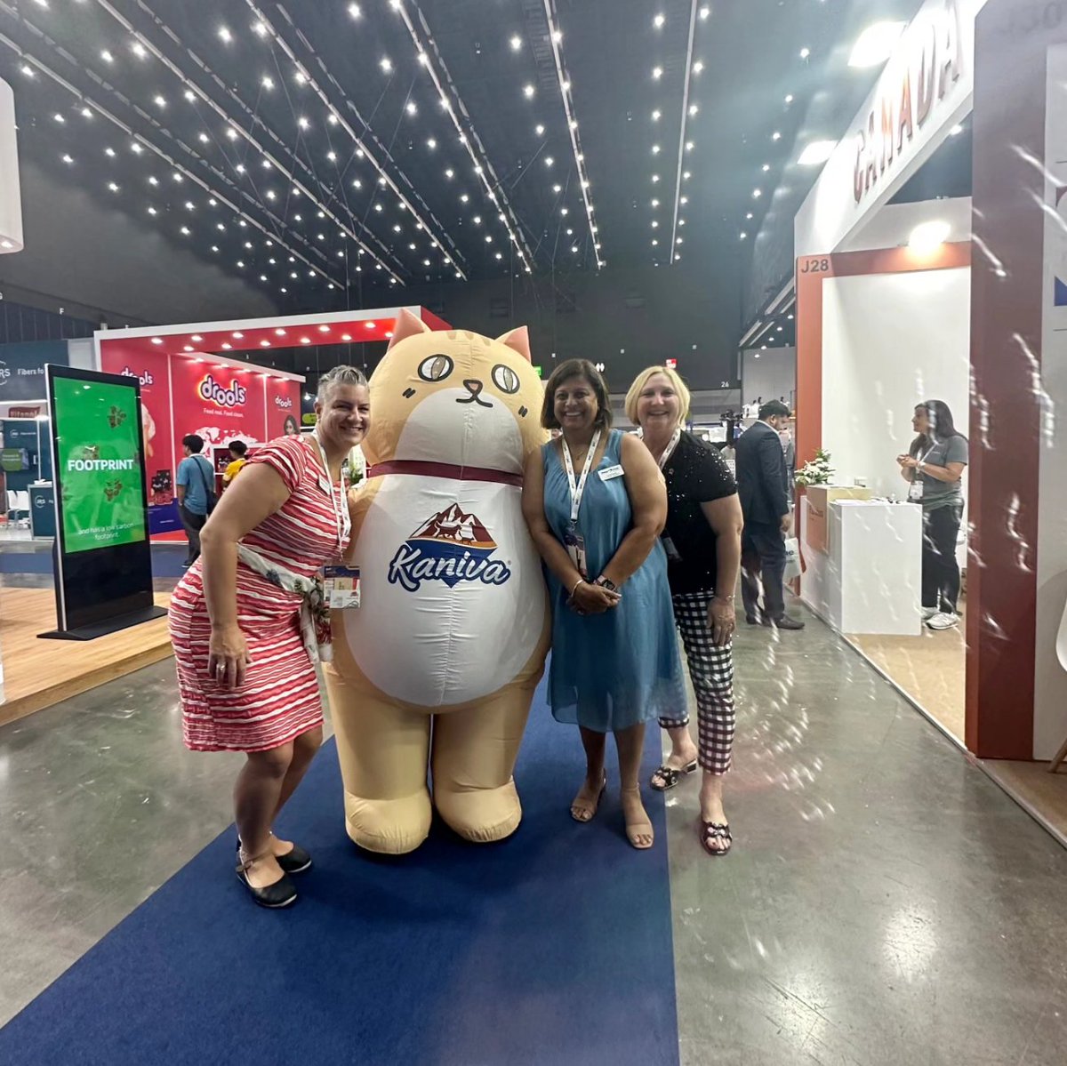 Bosley's In New West tweet media