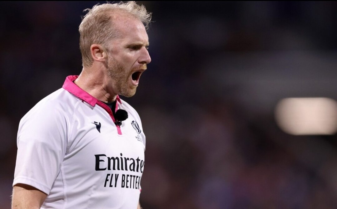 Wayne Barnes is single handedly pulling out an all time stinker in tonight's final. Such an anticipated final btw the All blacks and South Africa to the bins. Disgusting 😪
#rugbyworldcup2023 #RWC23Final #AllBlacks