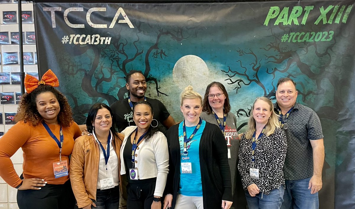 Ran into some of my Ed Tech fam at the conference today 💙 #TCCA2023 <a href="/TCCAConf/">Technology Curriculum Conference of Aldine (TCCA)</a>