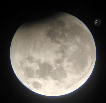 🚨ATENÇÃO: Eclipse Lunar já está começando a ser visível em alguns países fora do Brasil. No Brasil será visível de forma parcial e começará daqui a pouco.