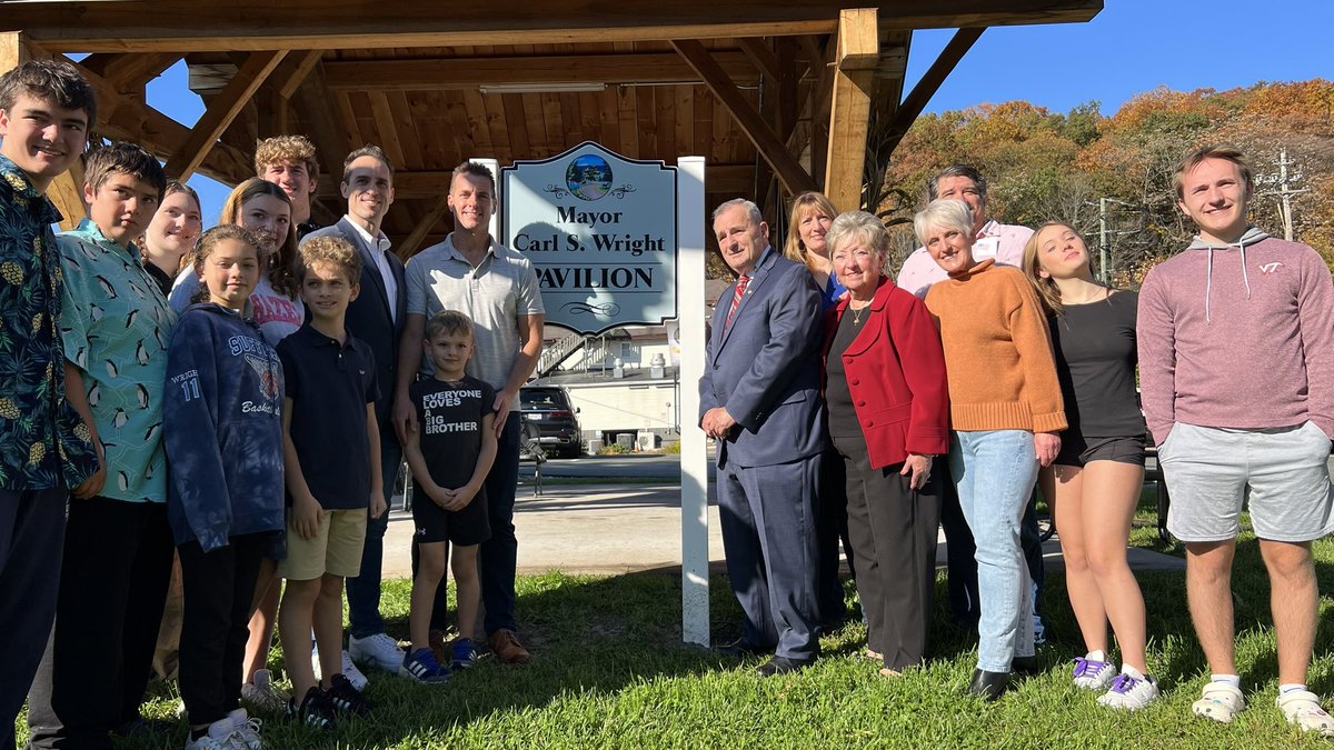 Dedication of Mill Street Park Pavilion
Honoring Mayor Carl S. Wright in appreciation of 40 plus years of dedicated service to the Village of Sloatsburg.
<a href="/Sloatsburgny/">Sloatsburg Village</a> <a href="/TSloatsburg/">The Village of Sloatsburg</a>  
#CarlWright #sloatsburgny