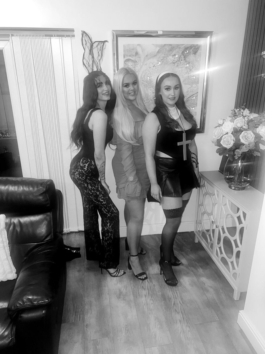 🦋Amber🦋 (@amberlarkinx) on Twitter photo 