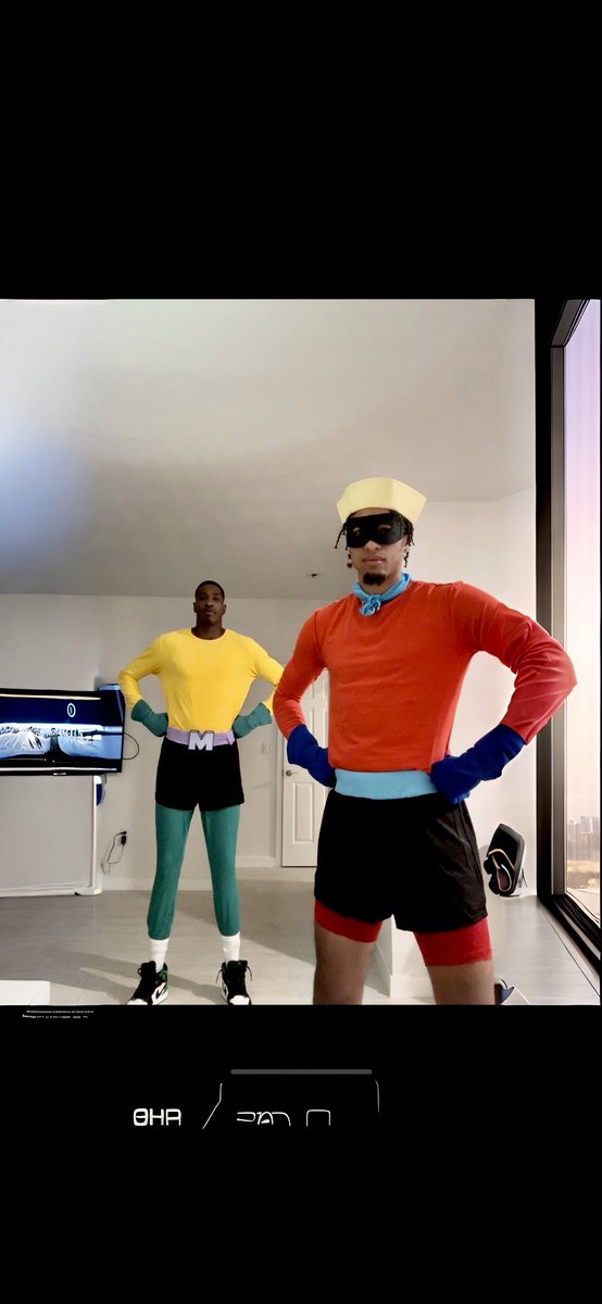 Twitter do your thang 😂😂😂 #Halloween